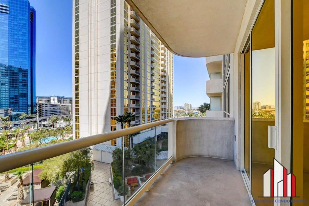Mgm Signature-04-707 Strip View Balcony Studio Лас-Вегас Екстер'єр фото